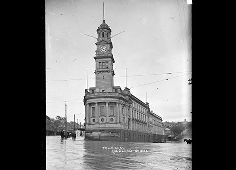 Auckland-Town-Hall-1